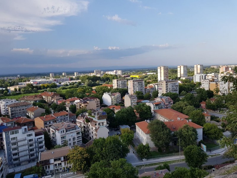 Средната цена на жилищата в Пловдив вече е 1000 евро