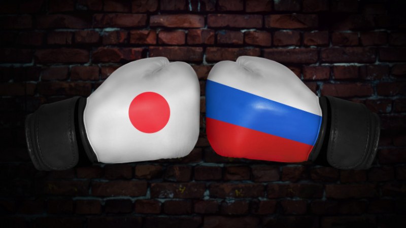 Япония забранява износа на луксозни стоки и автомобили към Русия