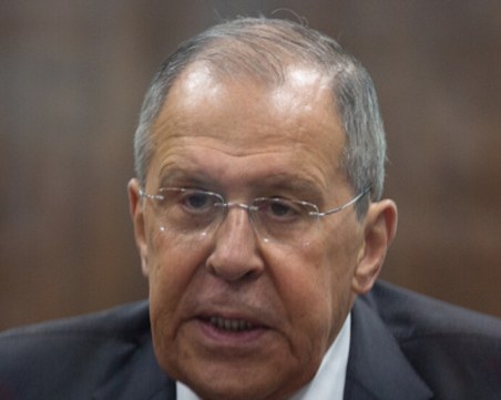 Лавров: Киев разбира, че въпросите за Крим и Донбас са окончателно решени