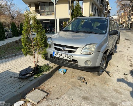 Повдигнаха две обвинения на пияния шофьор, помлял няколко автомобила в Кършияка