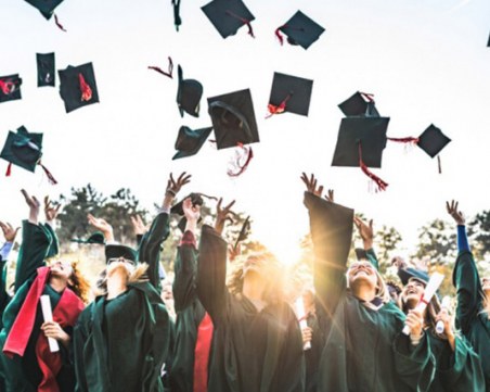 Приеха промени в Закона за висшето образование