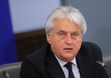 Обсъждаме структурни промени в МВР Това заяви министърът на вътрешните