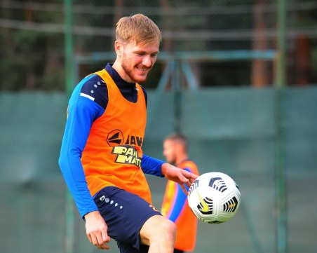 ЦСКА взе играч от украински отбор