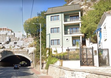 Емблематичната къща до Тунела в Пловдив която излезе на пазара