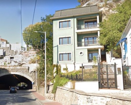 Домът на художниците до Тунела с нов собственик, превръща го в музей