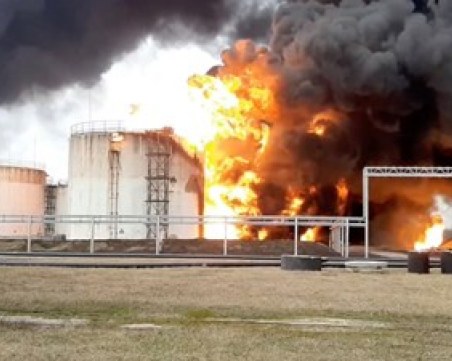 Кремъл: Украинският удар по руския склад създава пречка за преговорите