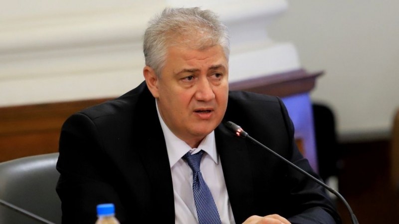 Балтов: Пандемията може да е минала, но COVID все още съществува