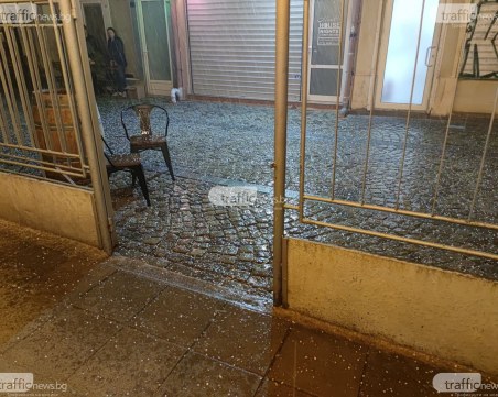 18 пожара са възникнали за ден в Пловдив, без сигнали за щети от бурята