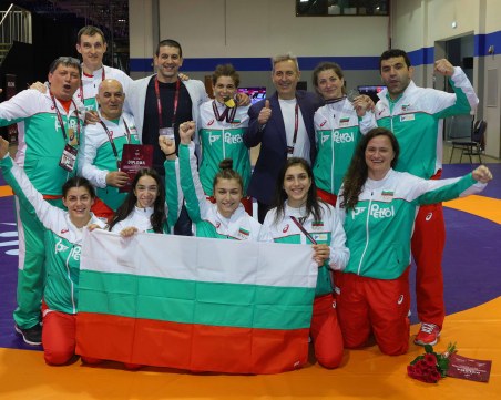 Българките трети в отборното класиране на Европейското по борба