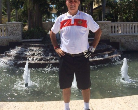 Христо Стоичков пристигна директно от Катар, за да гледа мач на ЦСКА