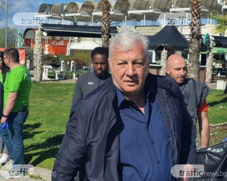 Започна голямото чистене на Пловдив, Зико също запретна ръкави