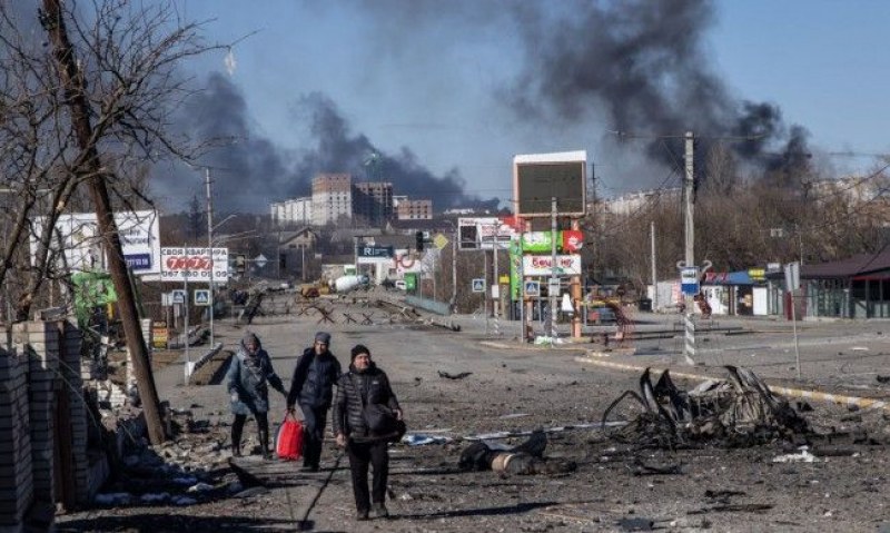 Петдесет и седем души са били погребани в масов гроб