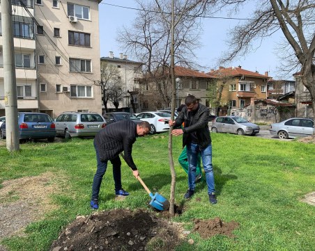 Нова детска площадка в 