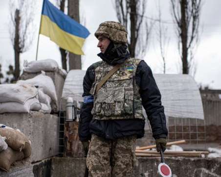 Пентагонът: Русия е изтеглила 2/3 от войските, разположени около Киев