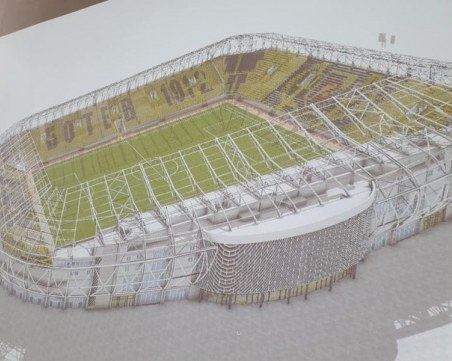 Редица банки с интерес да дадат заем на Община Пловдив за стадионите и басейн 