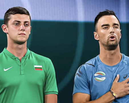 Димитър Кузманов победи Александър Лазаров в български сблъсък на тенис турнира в Португалия