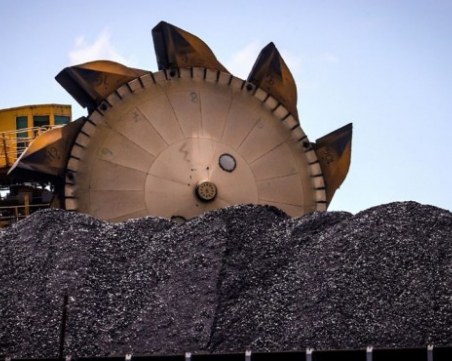 ЕК готви нови санкции: Руски кораби няма да влизат в пристанищата на Европа