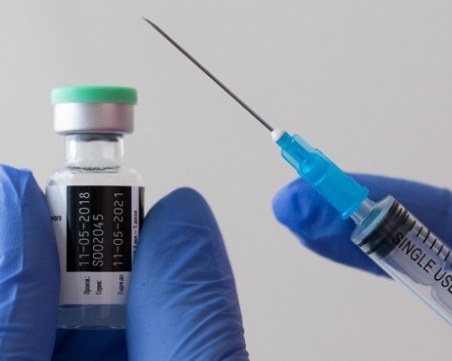 Одобриха програма за ваксиниране на украинци в България