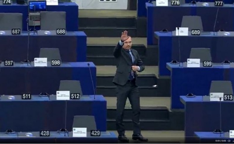 Евродепутатът от партията на европейските консерватори и реформисти Ангел Джамбазки