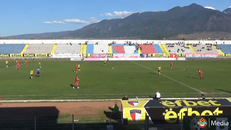 Дублиращият отбор на Ботев (Пловдив) загуби с 0:1 от Марек