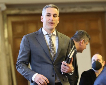 Гюров: Коалицията е като шумна италианска фамилия - споровете я правят по-силна