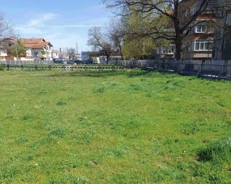 Паркът в Шекера, който беше превърнат в сметище, вече е изчистен