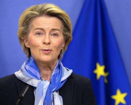 Председателят на ЕК Урсула фон дер Лайен ще разговаря днес със Зеленски в Киев