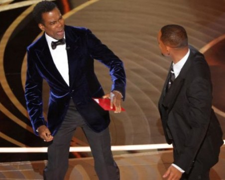 Уил Смит влиза в клиника за лечение на стреса след злополучния шамар