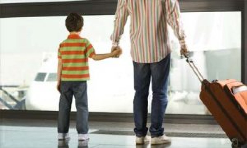 ВАС отмени писменото съгласие на липсващ родител при пътуване на деца в чужбина