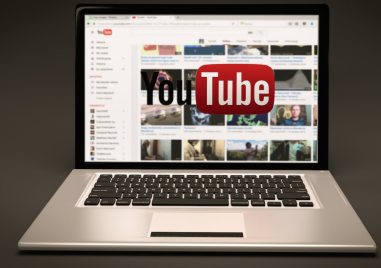 YouTube блокира канала на телевизията на руската Дума Дума ТВ