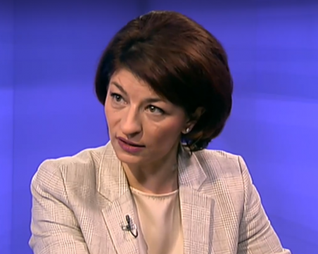 Атанасова: Управляващата коалиция е политически Франкенщайн