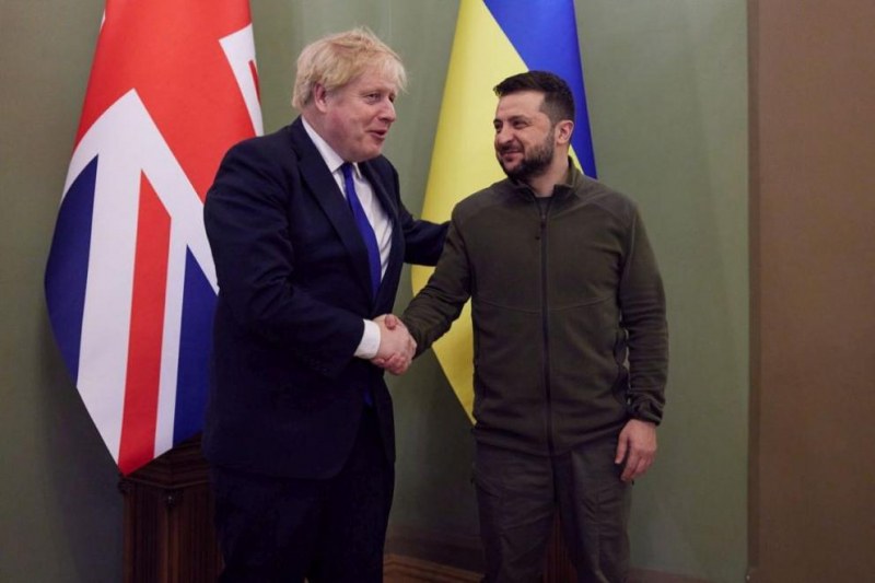 Британският премиер Джонсън Борис e на посещение в Киев, където