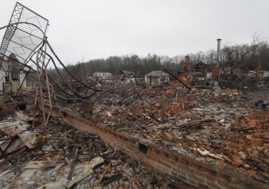 Летището в централния украински град Днипро е напълно разрушено при нов