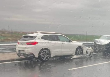 Тежка катастрофа е станала при 192 ри км на АМ Тракия