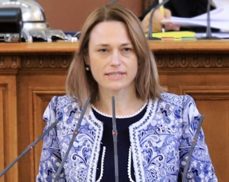 Ива Митева: Любомир Каримански ще заведе дело срещу Асен Василев