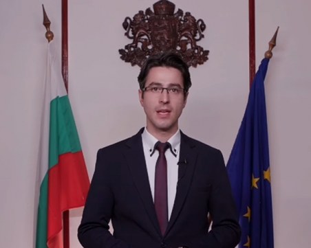 Министър Атанасов с първо обръщение след скандалното видео