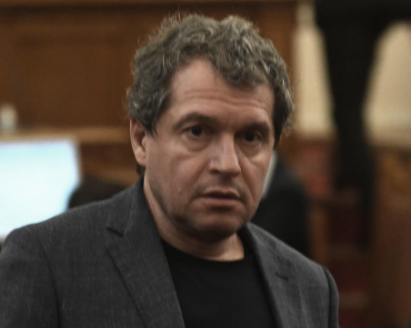 Тошко Йорданов: Кирил Петков и Асен Василев извършват политически рекет