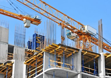 Европейската комисия да приеме индексация на строителните договори както и