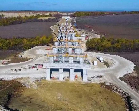 Държавата дължи 34 млн. лева на строителите за АМ 