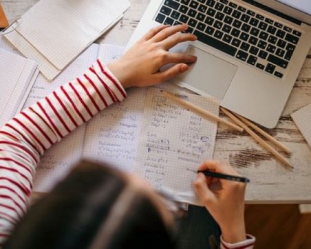 Украинските деца учат безплатно български в Пловдив