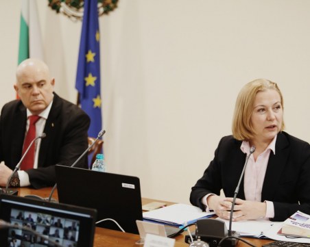 ВСС отложи дебата за отстраняването на Гешев