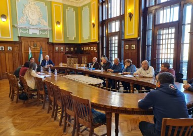 Първа работна среща проведе кметът Здравко Димитров с екипа от