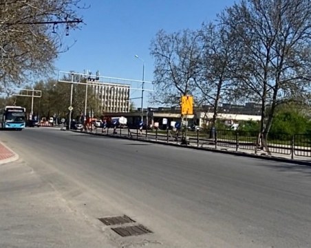 Завършват предсрочно ремонта на Кукленско шосе, чакат ВиК, за да започнат другия етап