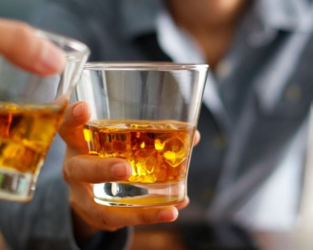 Колко алкохол е нормално да пием на ден