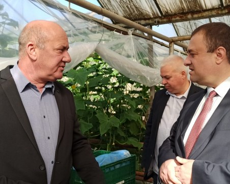 Министър Иванов в Съединение: Помощите за сектор 