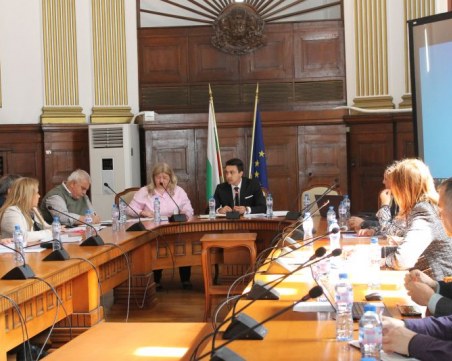 Момчил Неков: Всяка страна трябва да защитава културните си традиции в храненето