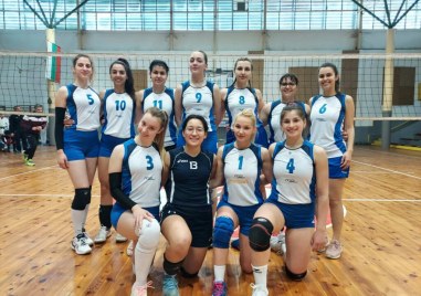 Представителните отбори по волейбол на Медицински университет Пловдив водени от