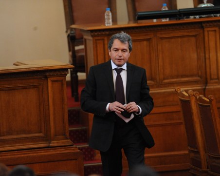 Тошко Йорданов скочи на БСП: На какво основание няма да подкрепите Каримански