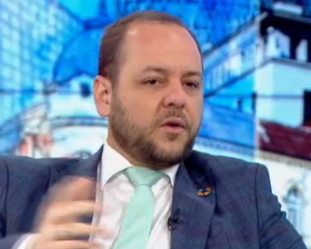 Борислав Сандов: Корнелия Нинова е жертва на дезинформация, коалицията трябва да намери път напред