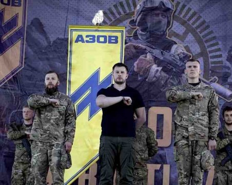 Командир на 